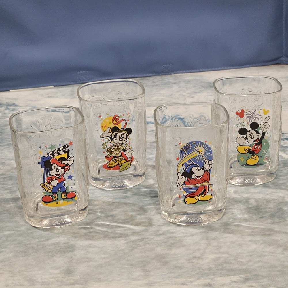 Vintage 2000 McDonalds Disney World Glasses Set of 4 Complete Theme Parks Mickey